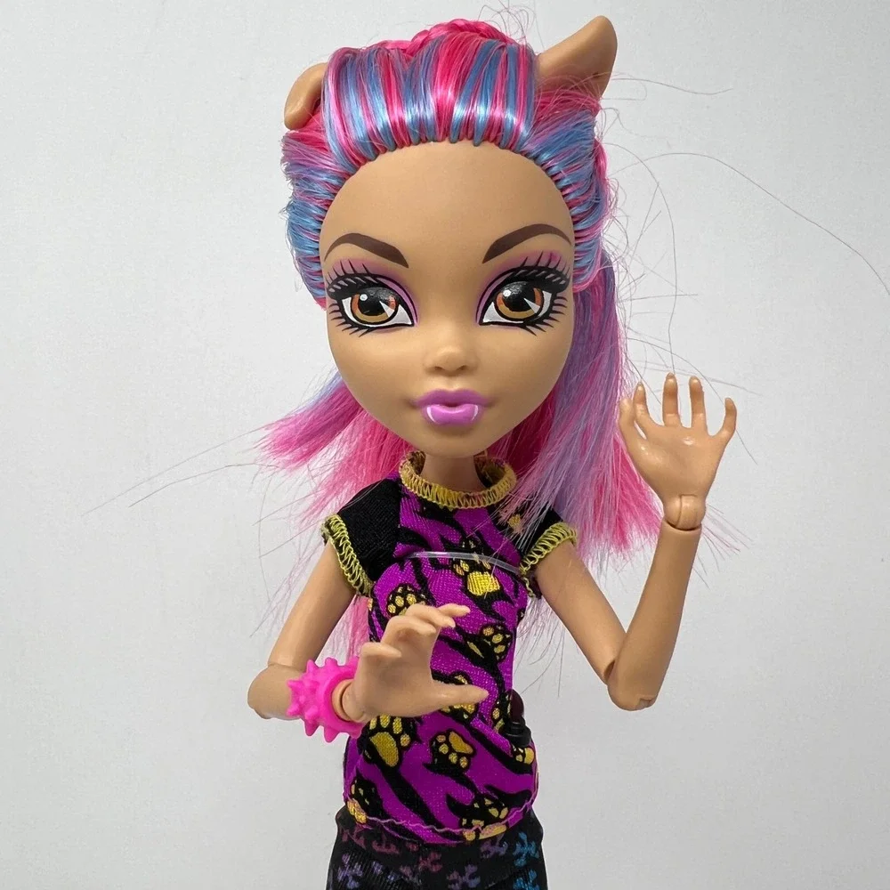 Mattel Monster High Howleen Wolf Creepateria Doll 10.5 Inch Pink Werewolf G1
